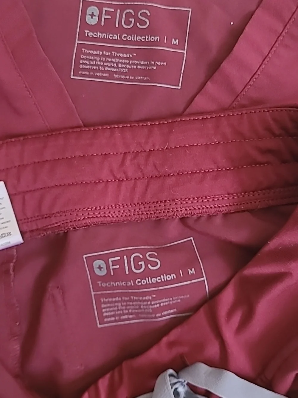 Figs Technical Burgundy Zamora Jogger Catarina Top Medium Womens Nurse - Picture 2 of 9